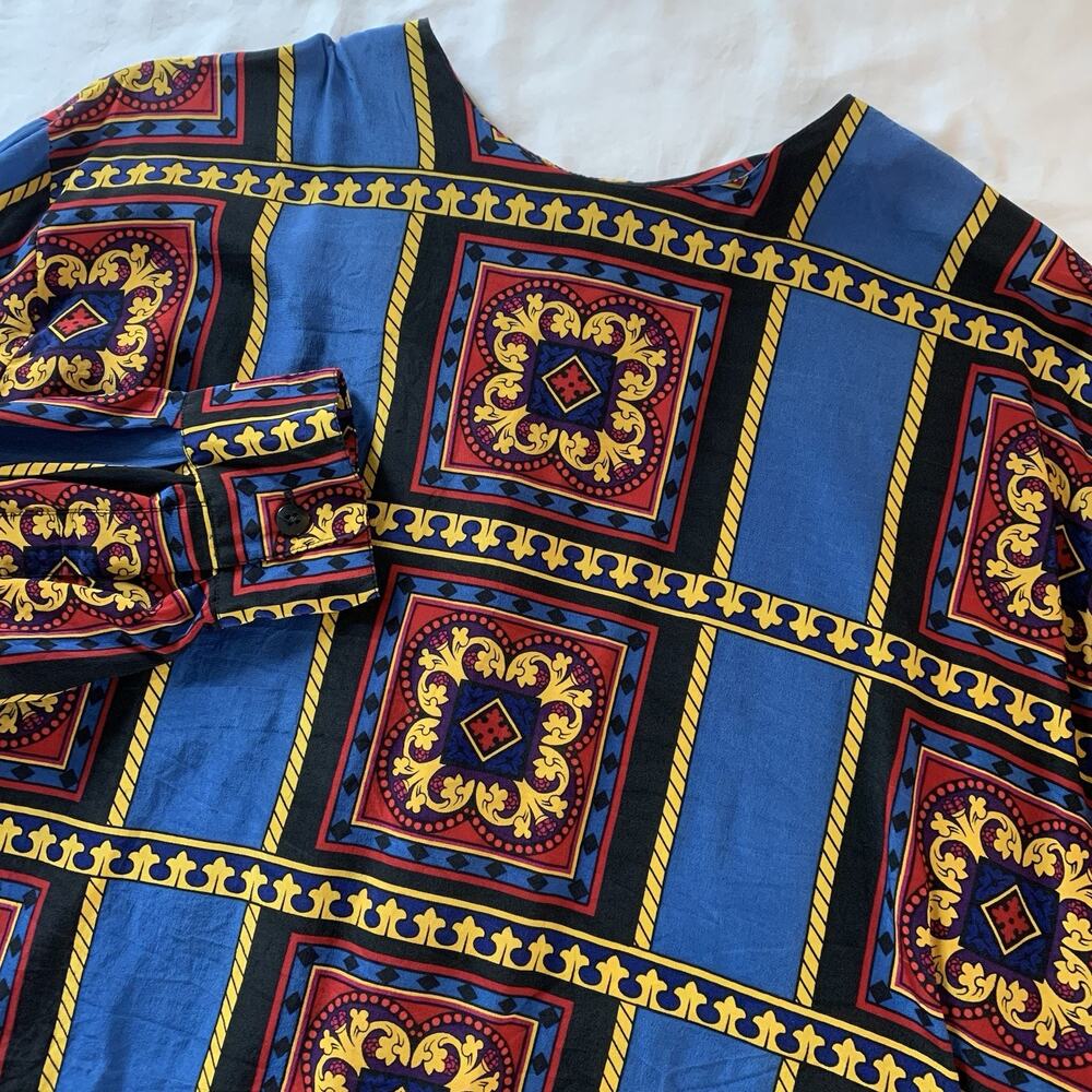 Vtg Ellen Tracy 100% Silk Women's Long Sleeve Shirt Size 14 Medallion Design